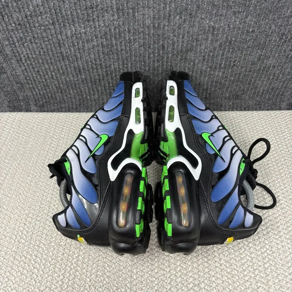 Nike Air Max Plus Black Scream Green White Athletic Shoes Mens 9.5 DX4326-001